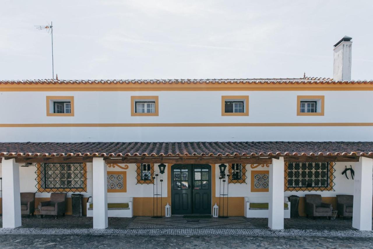 Monte Dos Aroeirais Villa Fronteira Buitenkant foto