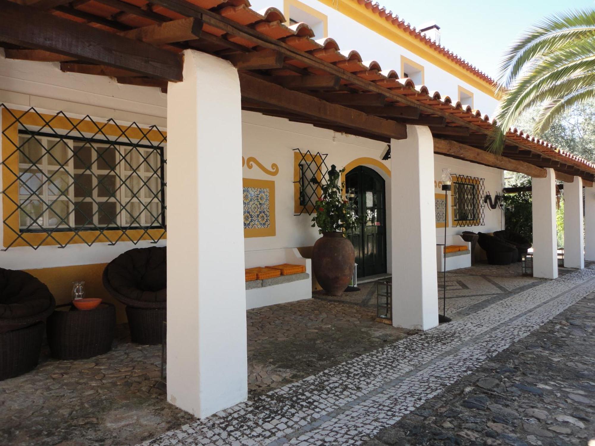 Monte Dos Aroeirais Villa Fronteira Buitenkant foto