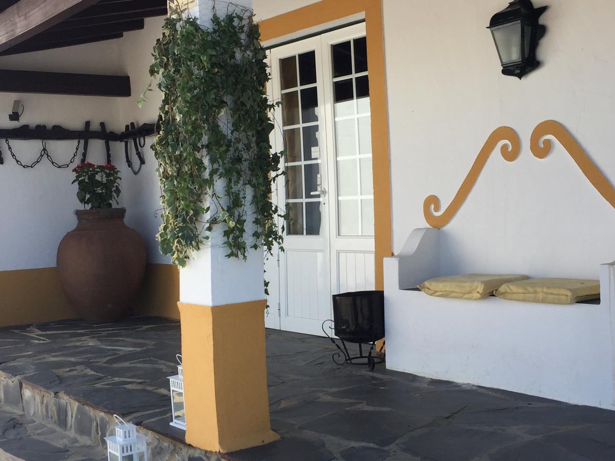 Monte Dos Aroeirais Villa Fronteira Buitenkant foto
