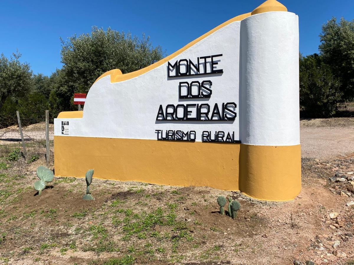 Monte Dos Aroeirais Villa Fronteira Buitenkant foto